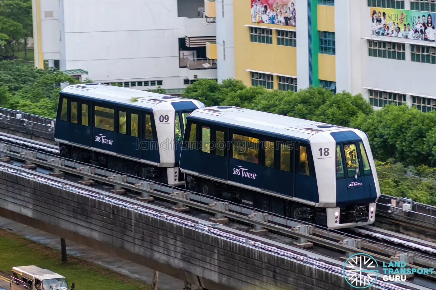 Mitsubishi Crystal Mover (C810)